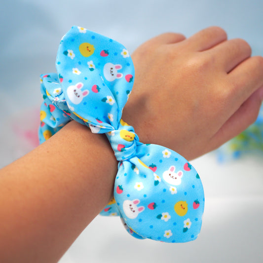 Ducky Ester Scrunchie