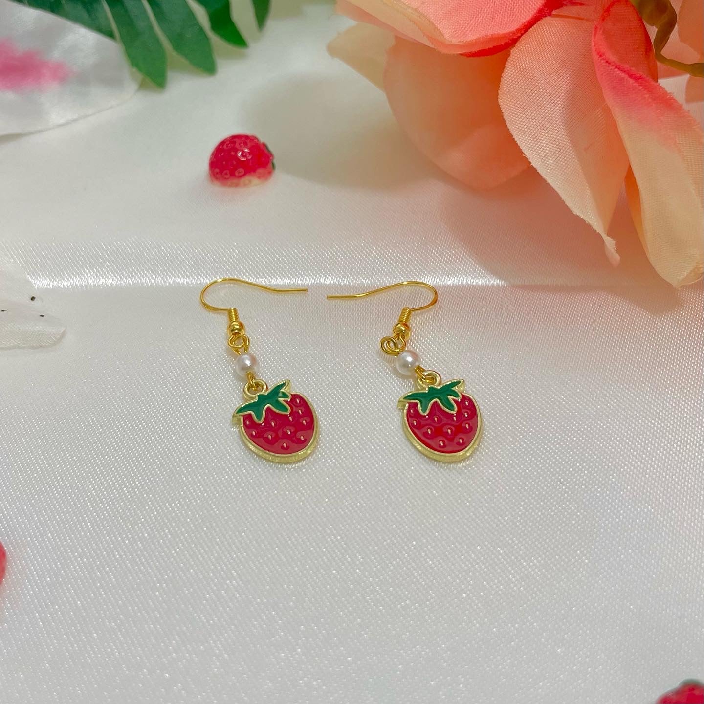 Strawberry Pearl Earrings