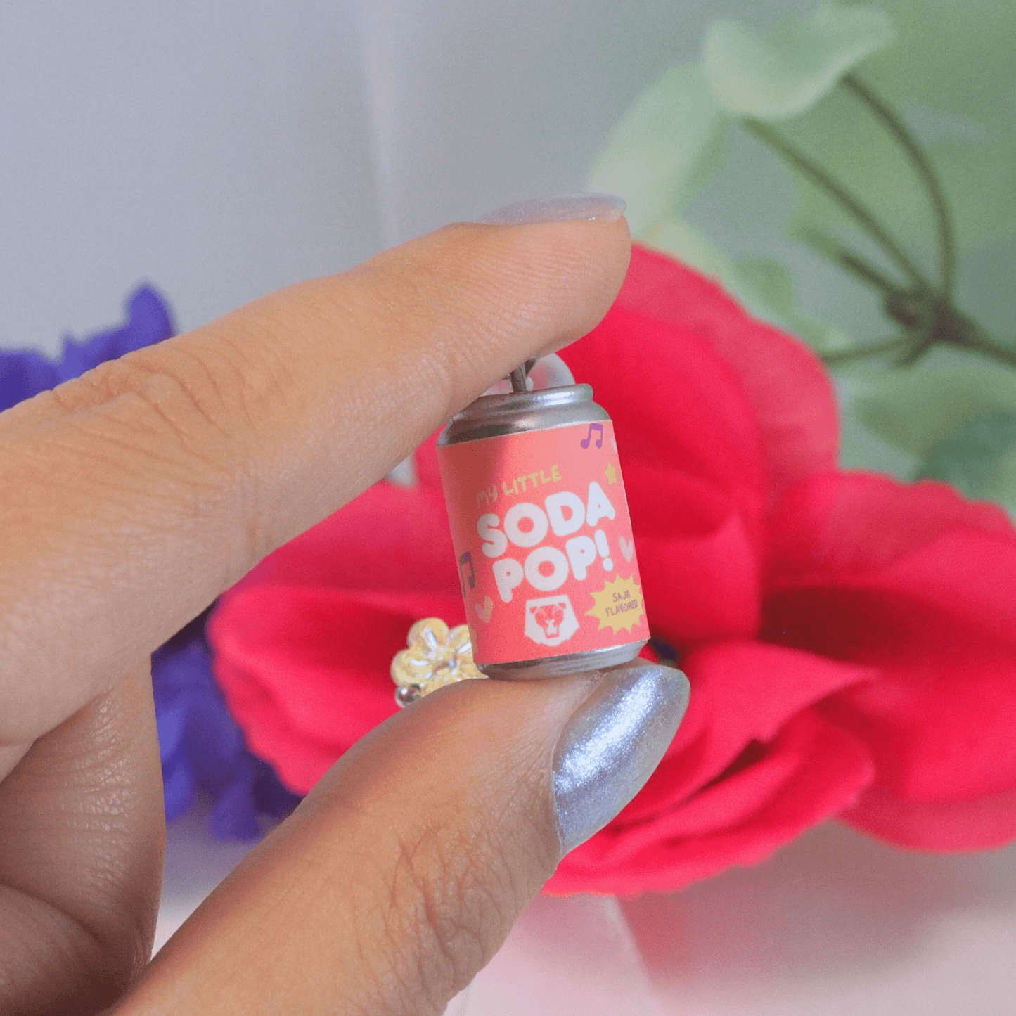 KDH - Saja Soda Phone Charm