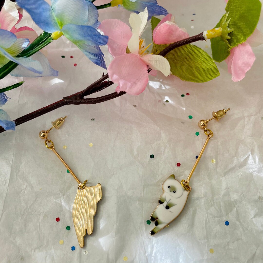 Hanging Cat Dangle Earrings
