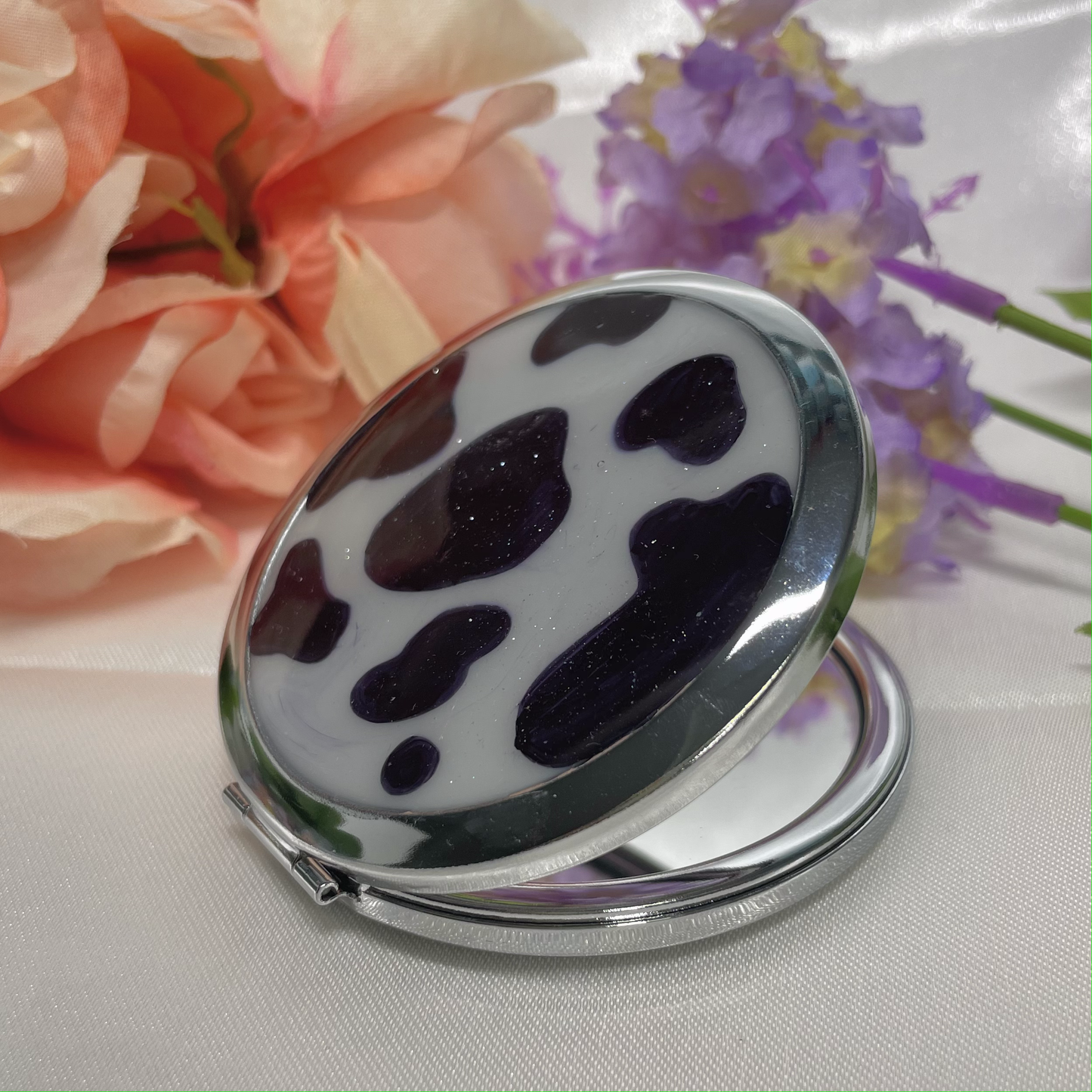 Spotted Cow - Resin Pocket Mirror