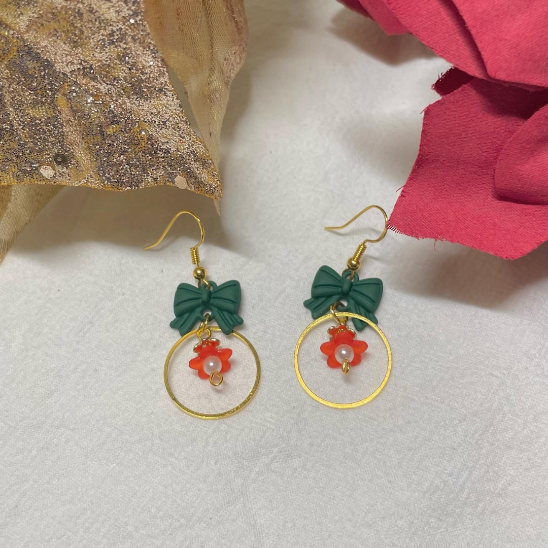 Holly-Day Ornament Earrings